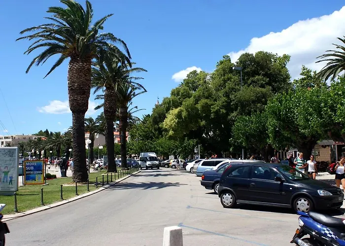 Apartments By The Sea Makarska - 6843 Daire