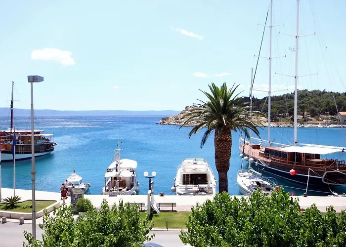Apartments By The Sea Makarska - 6843 *